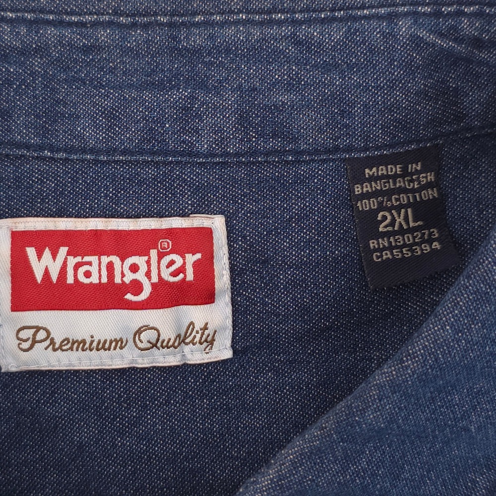 Wrangler‎ Men's 2XL Blue Denim Chambray Work Shirt Long Sleeve - Picture 3 of 7